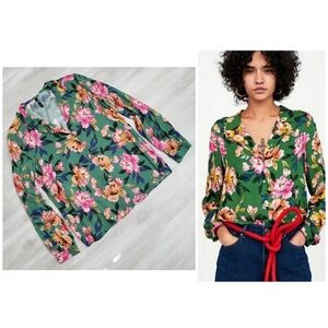 Zara trf Collection Blouse Green‎ Floral Long Sleeves Button Up size XS​